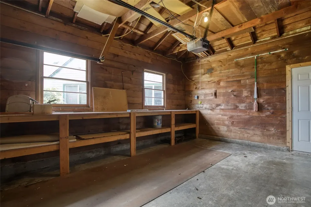 156 Emerson Avenue Hoquiam WA 98550