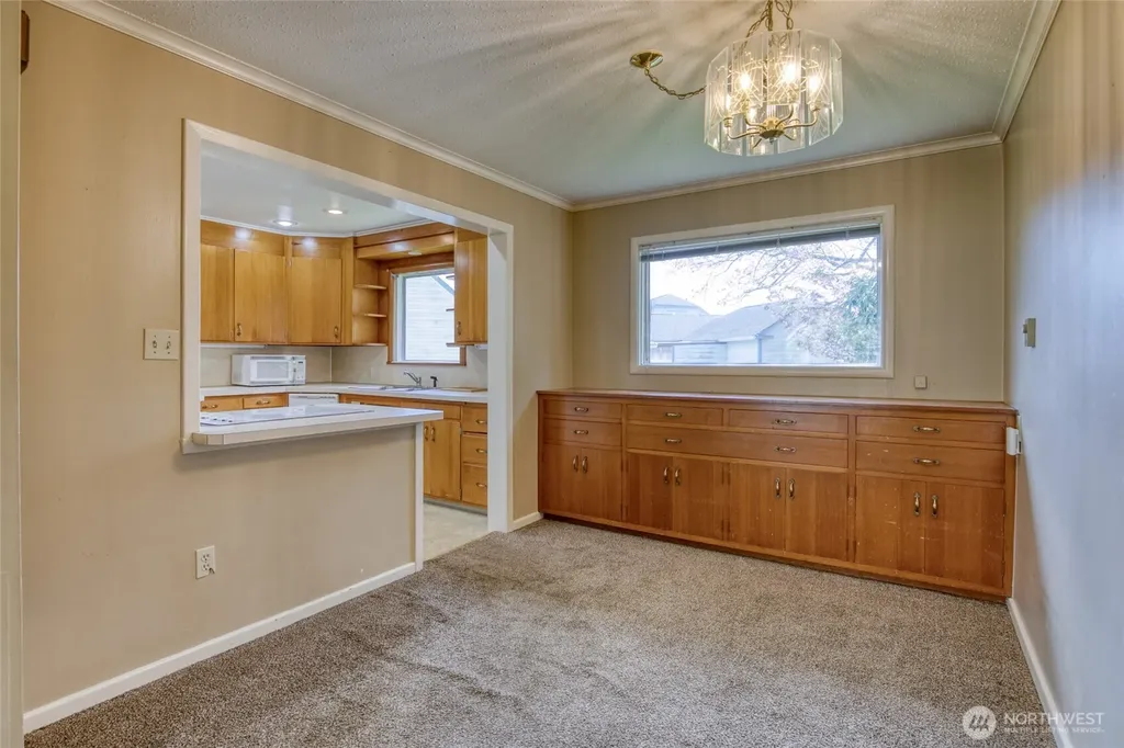 156 Emerson Avenue Hoquiam WA 98550