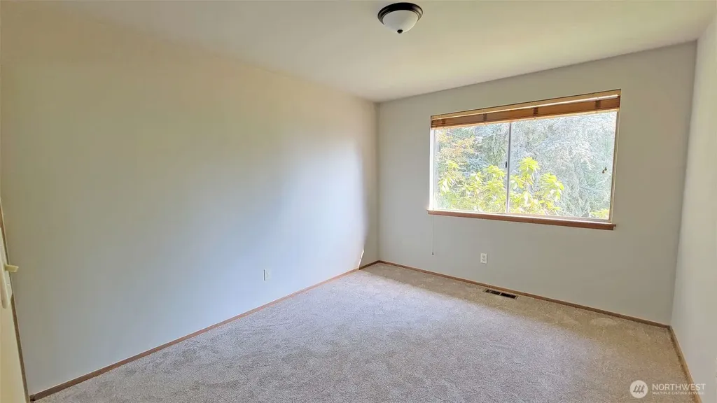 820 172nd Avenue NE Bellevue WA 98008