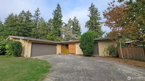 820 172nd Avenue NE Bellevue WA 98008