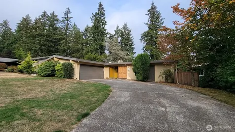 820 172nd Avenue NE Bellevue WA 98008