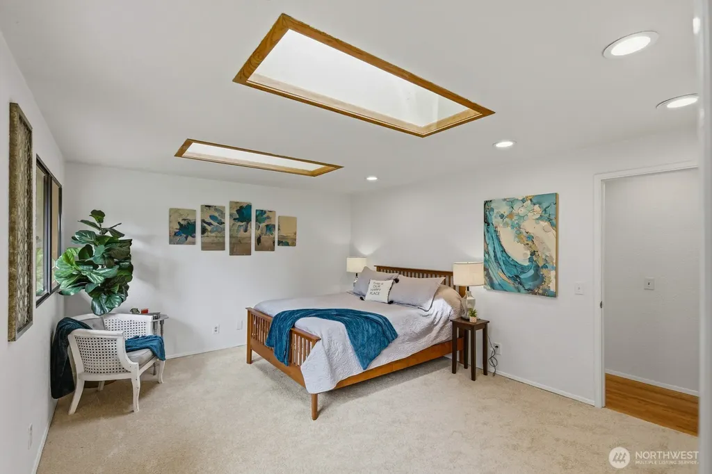 13717 46th Avenue W Edmonds WA 98026