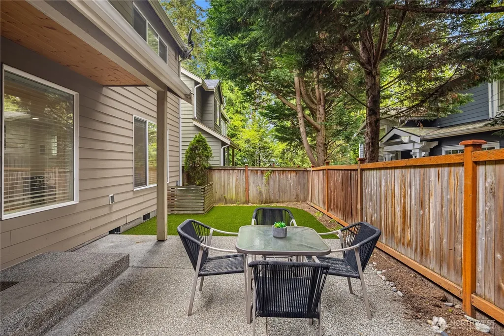 12316 NE 86th Way Kirkland WA 98033