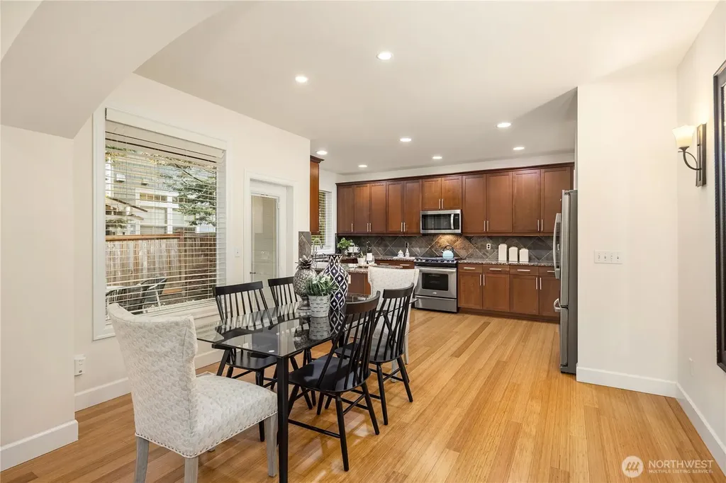 12316 NE 86th Way Kirkland WA 98033