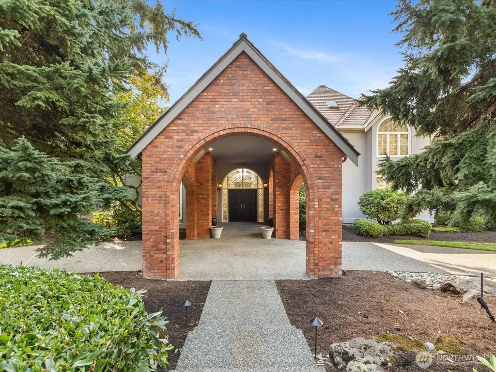 20421 NE 66th Court Redmond WA 98053