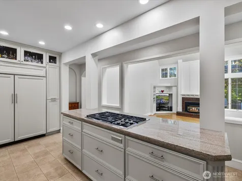 20421 NE 66th Court Redmond WA 98053