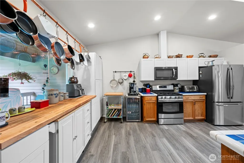 16622 80th Avenue NW Stanwood WA 98292