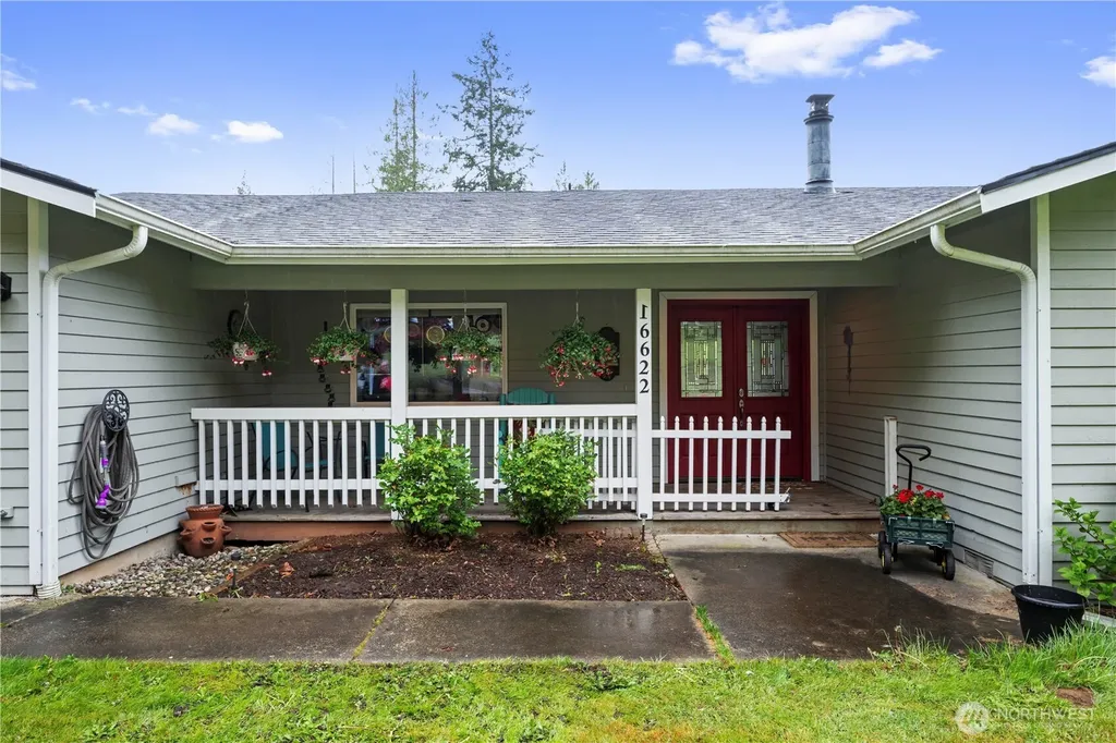 16622 80th Avenue NW Stanwood WA 98292