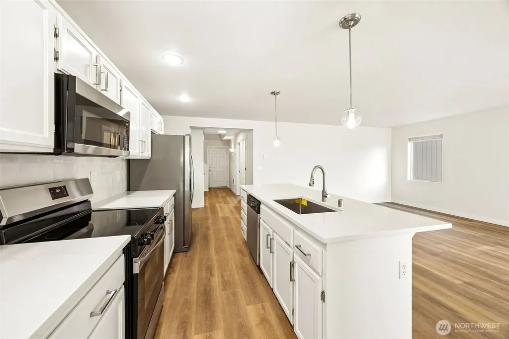 20107 40th Avenue E Spanaway WA 98387