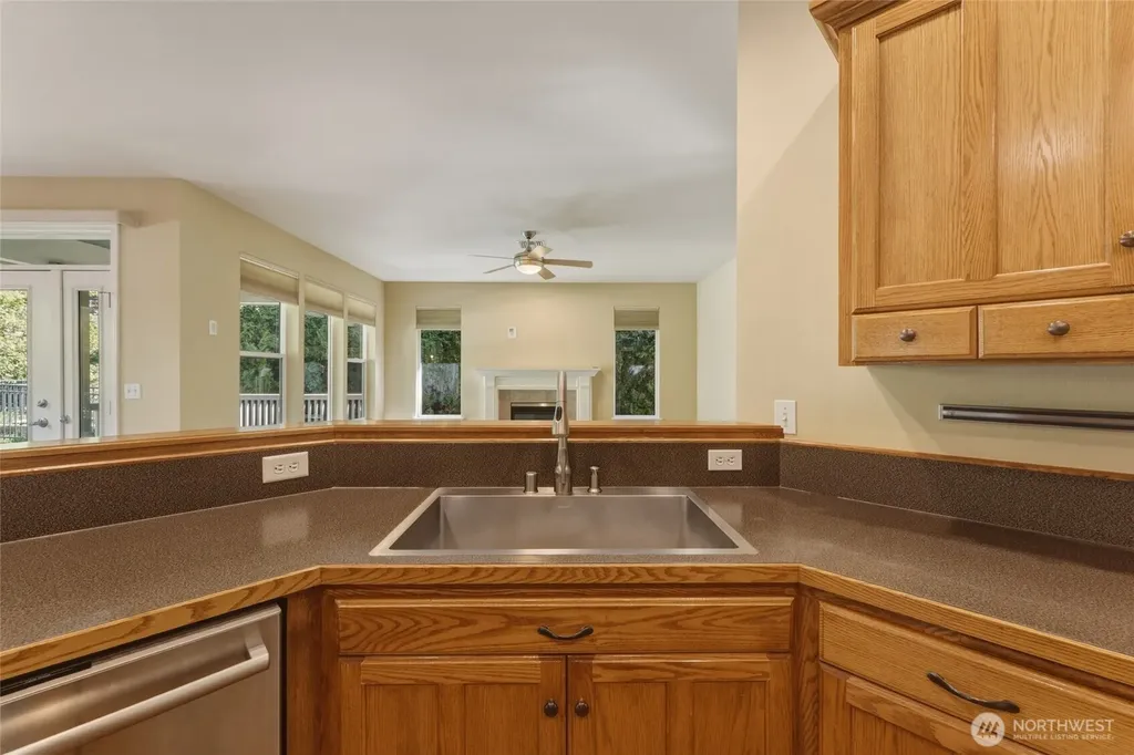 807 SE Covey Court College Place WA 99324