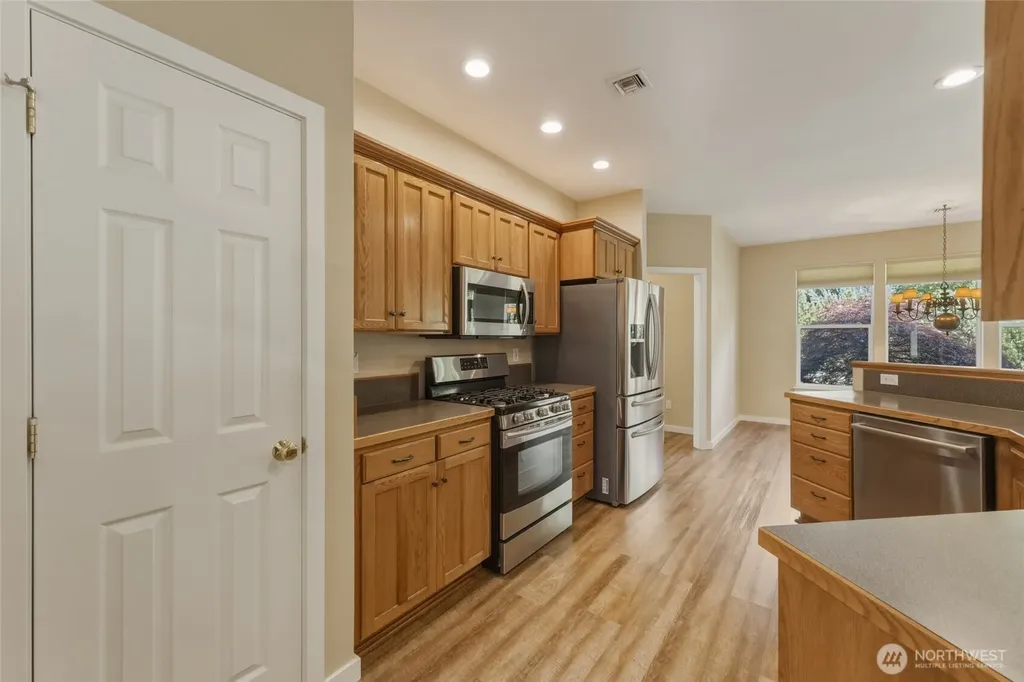 807 SE Covey Court College Place WA 99324