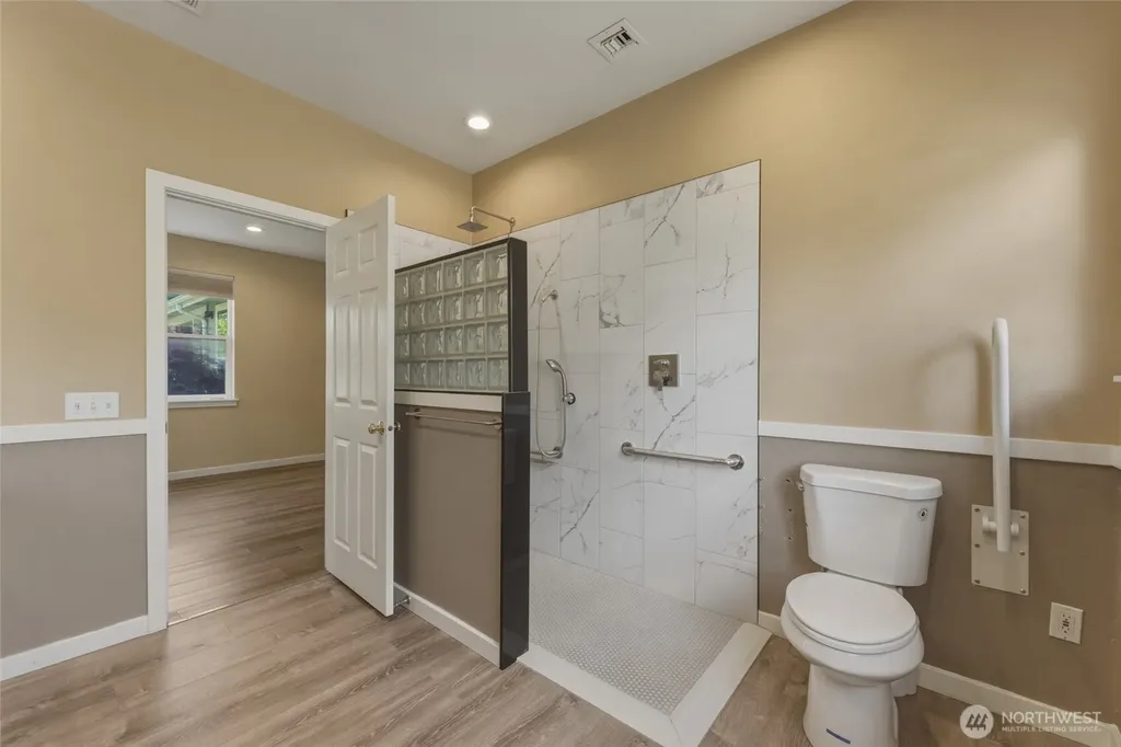 807 SE Covey Court College Place WA 99324
