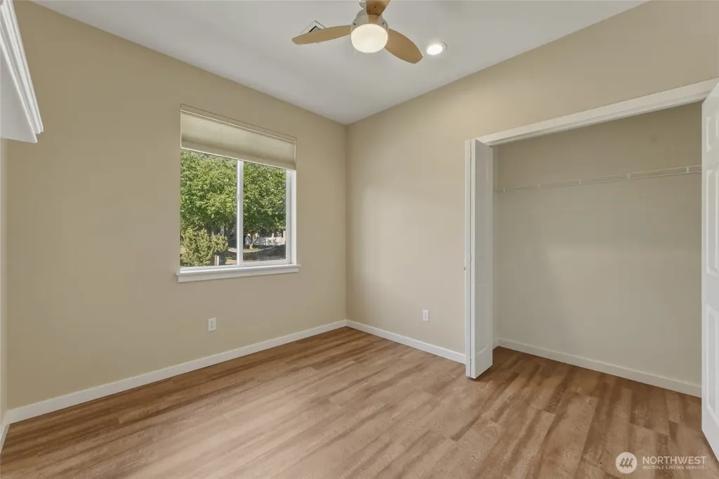 807 SE Covey Court College Place WA 99324