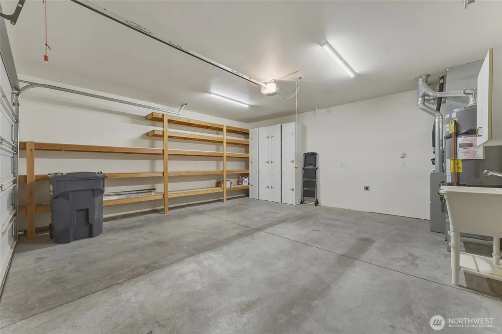 807 SE Covey Court College Place WA 99324