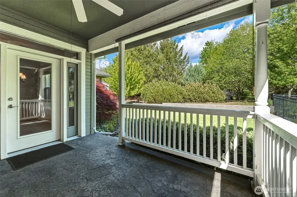 807 SE Covey Court College Place WA 99324