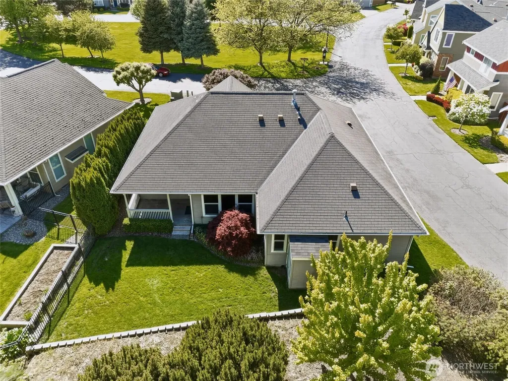 807 SE Covey Court College Place WA 99324