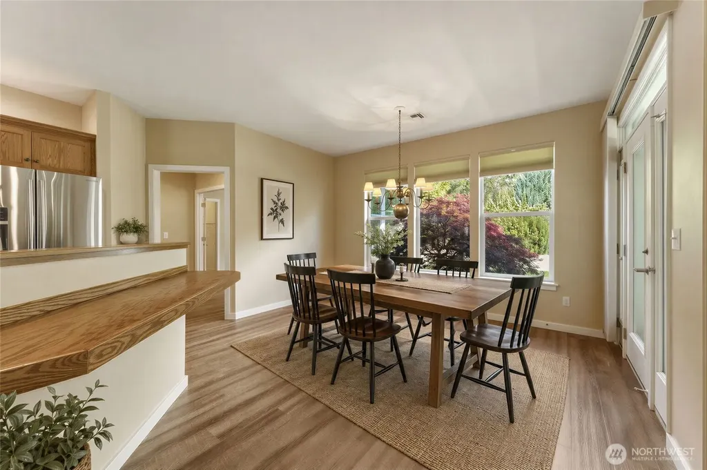807 SE Covey Court College Place WA 99324