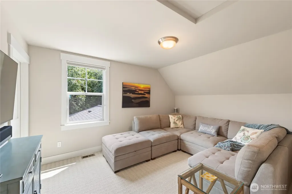 4417 Schooner Drive Anacortes WA 98221