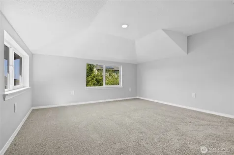 1920 E 36th Street Tacoma WA 98404