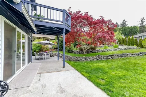 1855 Hillside Drive NE Tacoma WA 98422