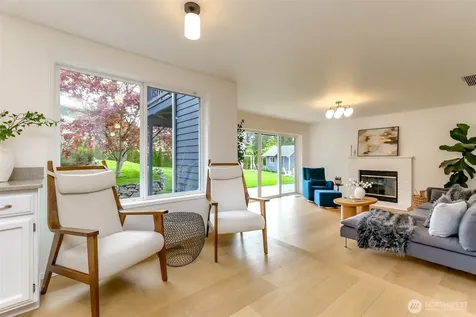 1855 Hillside Drive NE Tacoma WA 98422