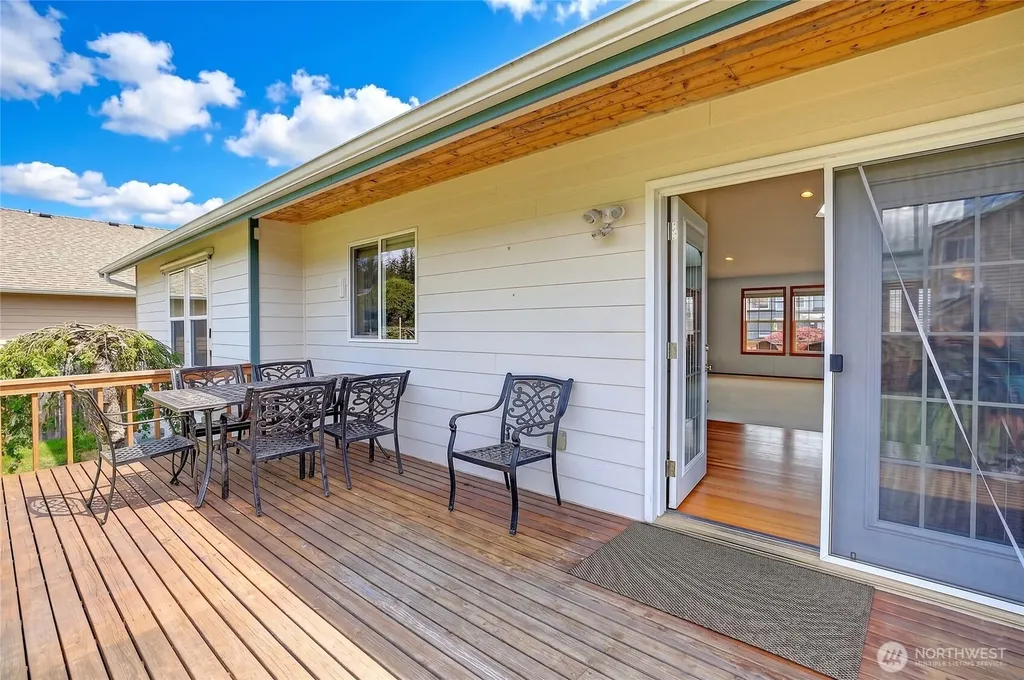 1148 Central Drive Camano Island WA 98282