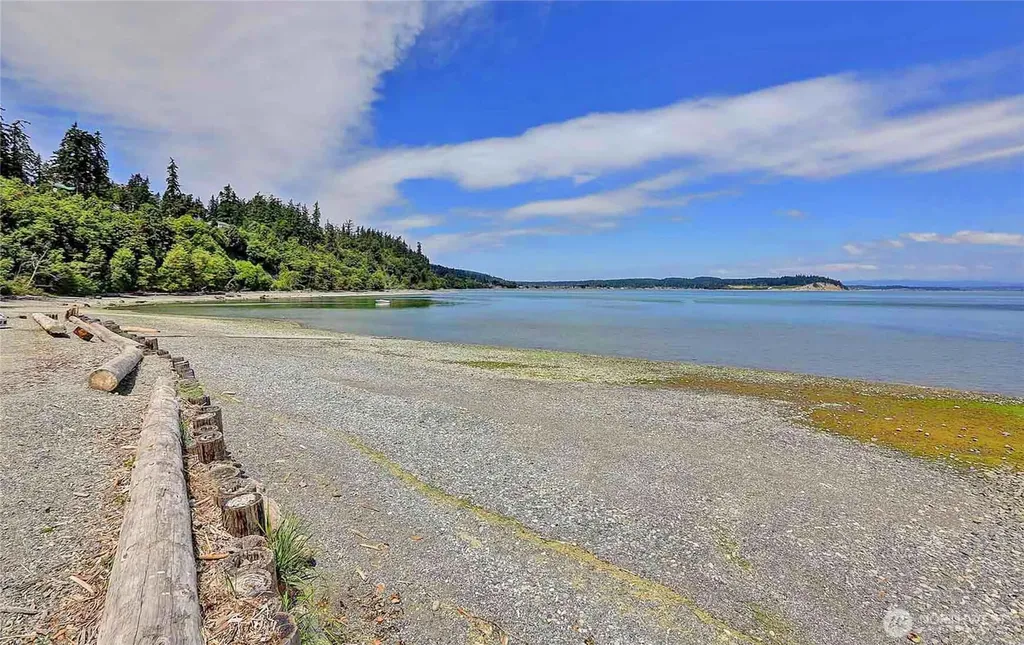 1148 Central Drive Camano Island WA 98282