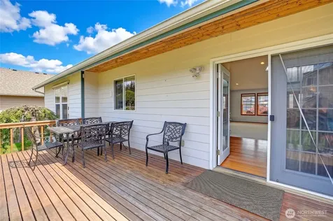 1148 Central Drive Camano Island WA 98282