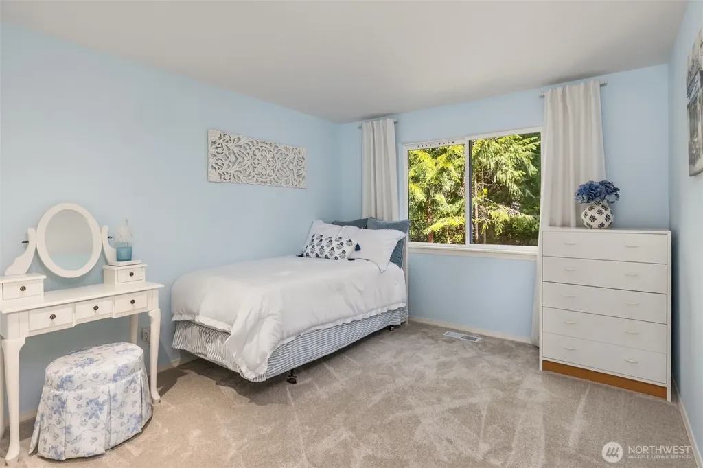 1636 NW Nassau Court Poulsbo WA 98370
