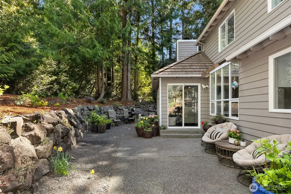 1636 NW Nassau Court Poulsbo WA 98370