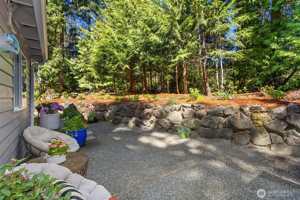 1636 NW Nassau Court Poulsbo WA 98370
