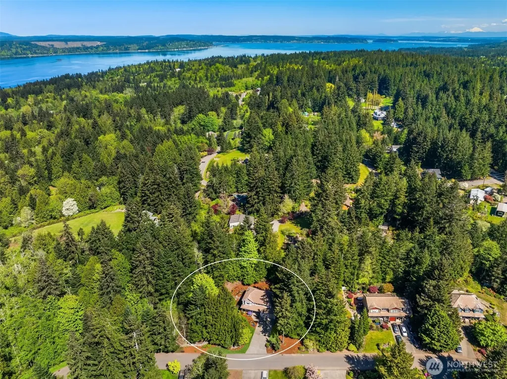 1636 NW Nassau Court Poulsbo WA 98370
