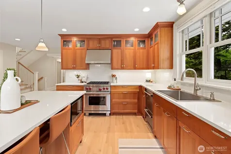 1852 E Shelby Street Seattle WA 98112