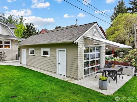 1852 E Shelby Street Seattle WA 98112