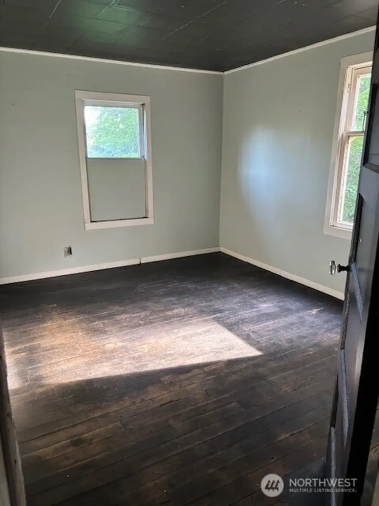 2833 Wishkah Road Aberdeen WA 98520