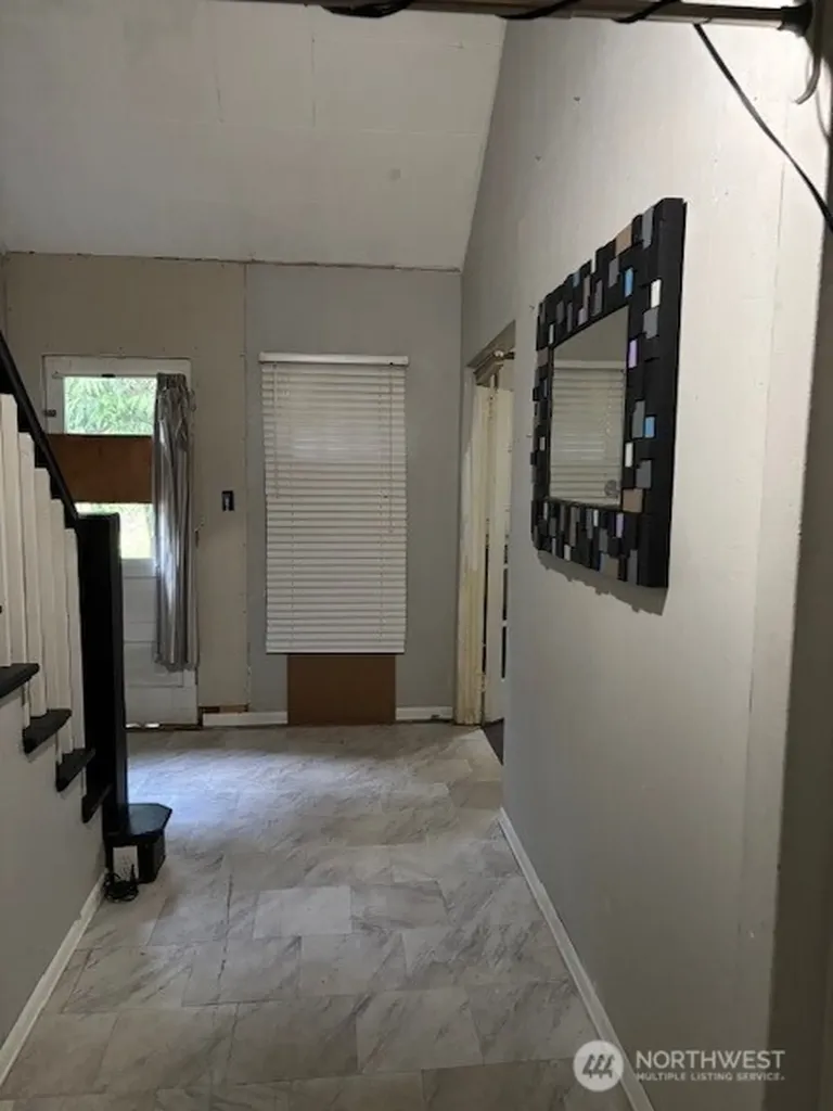 2833 Wishkah Road Aberdeen WA 98520