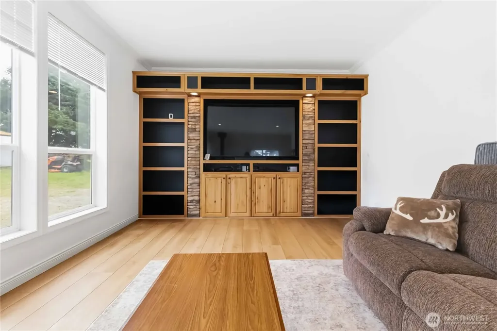 23918 U Street Ocean Park WA 98640