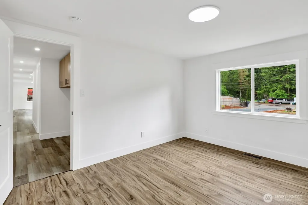8433 Golden Valley Drive Maple Falls WA 98266