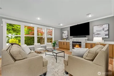 1300 N 27th Place Renton WA 98056