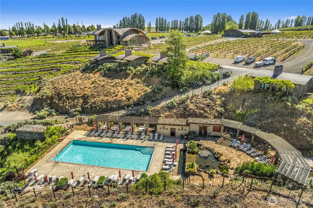 23692 NW Cliffe Pointe Road Quincy WA 98848