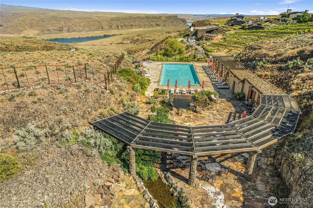 23692 NW Cliffe Pointe Road Quincy WA 98848