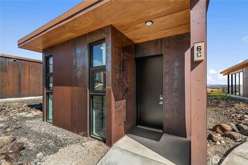 23692 NW Cliffe Pointe Road Quincy WA 98848