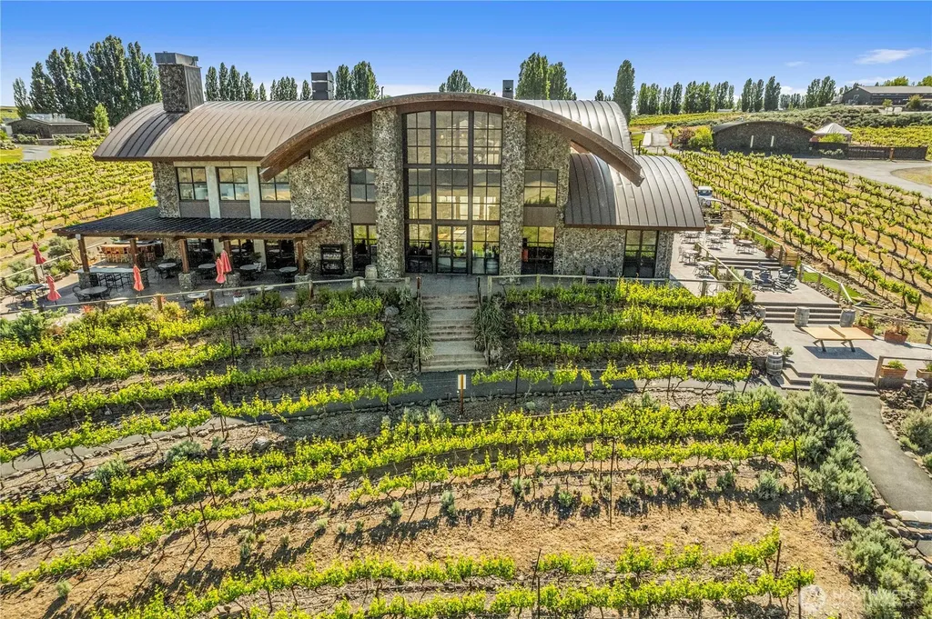 23692 NW Cliffe Pointe Road Quincy WA 98848