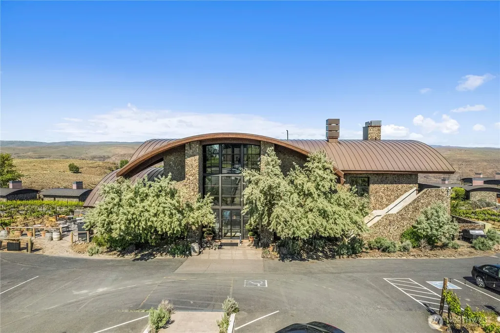 23692 NW Cliffe Pointe Road Quincy WA 98848