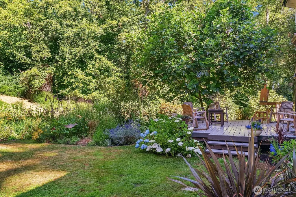 11703 Vashon Highway SW Vashon WA 98070