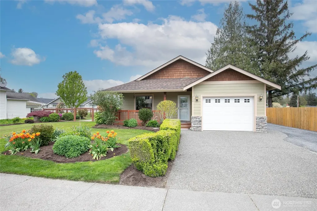 232 Front Street Sumas WA 98295