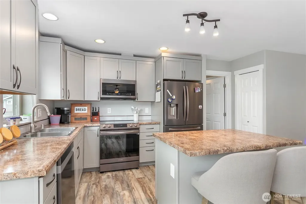 232 Front Street Sumas WA 98295