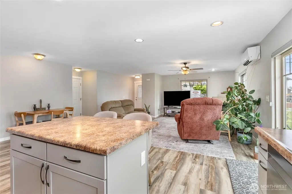 232 Front Street Sumas WA 98295