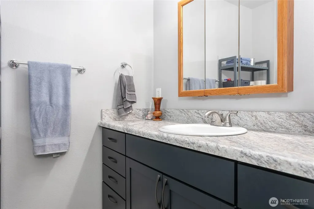 232 Front Street Sumas WA 98295