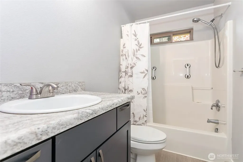 232 Front Street Sumas WA 98295